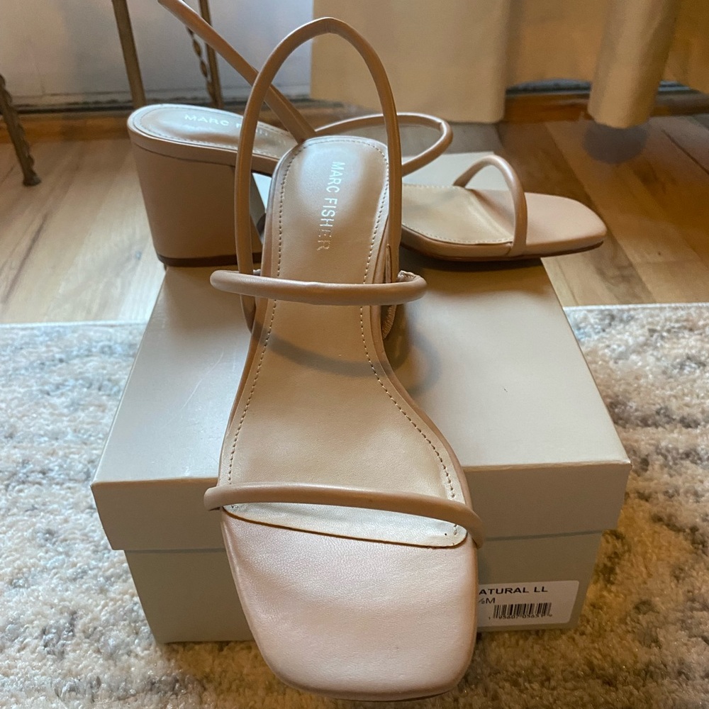 Barely worn Marc Fisher sandals